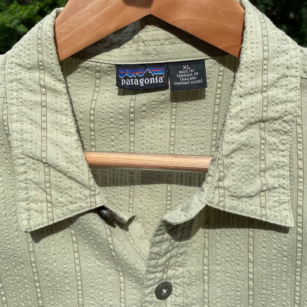 Patagonia Mens XL Sage Green Textured Center Stripe Short Sleeve Button Shirt - Picture 2 of 8